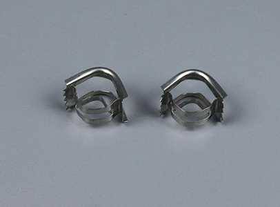Pickling method for metal wire mesh packing